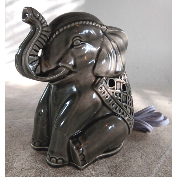 Better Homes and Gardens Full Size Wax Warmer Elephant 6" Beige BH16-060-999-11 - Picture 1 of 8